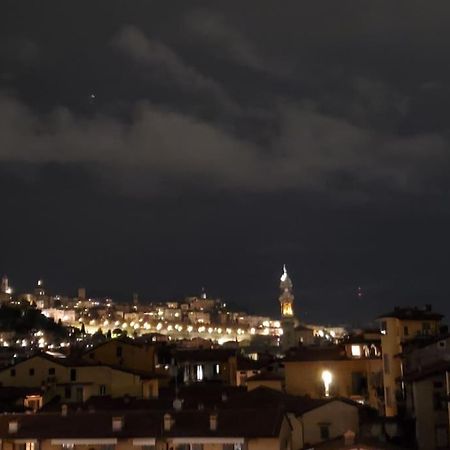 "La Me Ca" Intero Appartamento In Centro Con Vista Sui Colli Bergamo Buitenkant foto